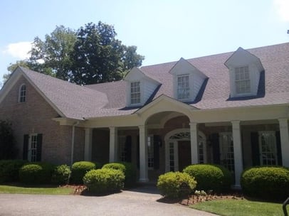 how much does an asphalt roof replacement cost in 2022