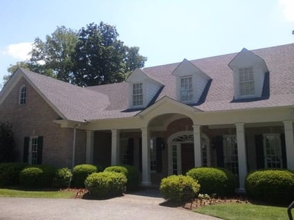 dimensional asphalt shingle roof