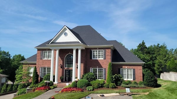 architectural asphalt shingle roof that has no easy access point